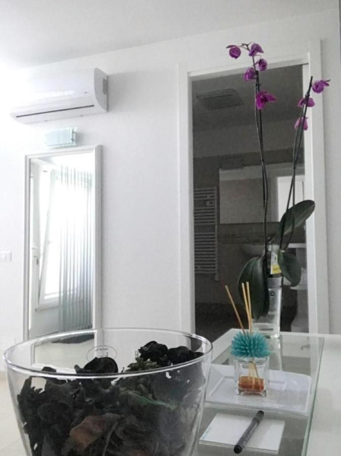 Tiberi Capri Apartman Kültér fotó