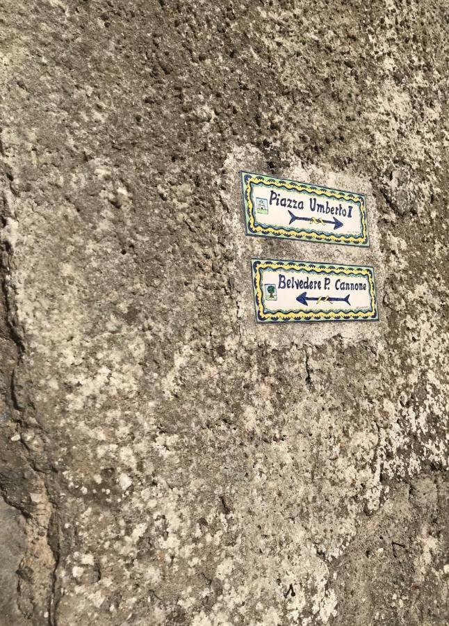 Tiberi Capri Apartman Kültér fotó