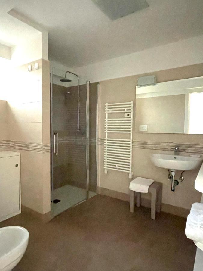 Tiberi Capri Apartman Kültér fotó